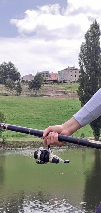 Appartamenti Cenni - Relais Su Lago Varsi Buitenkant foto