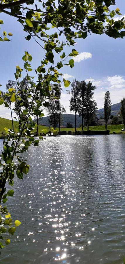 Appartamenti Cenni - Relais Su Lago Varsi Buitenkant foto